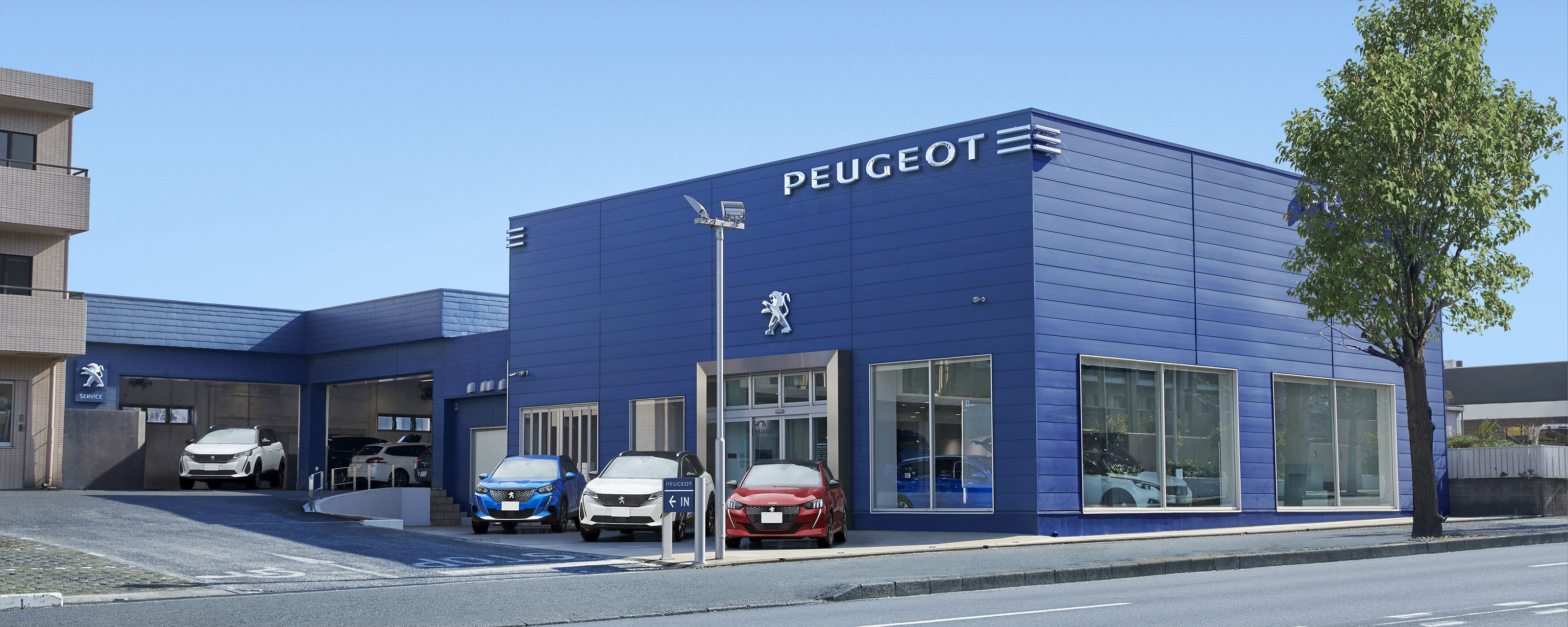 Peugeot_YokohamaAoba_3200_1280.jpg