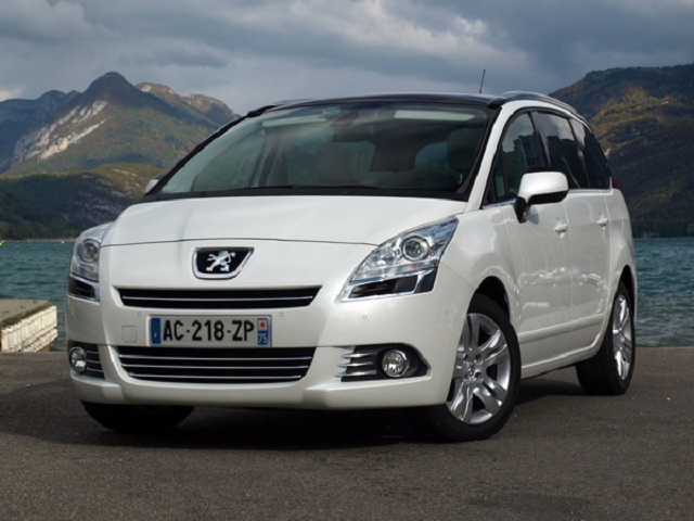PREMIUM 7 SEATER