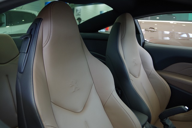 RCZ-R ブラック 在庫車ございます。