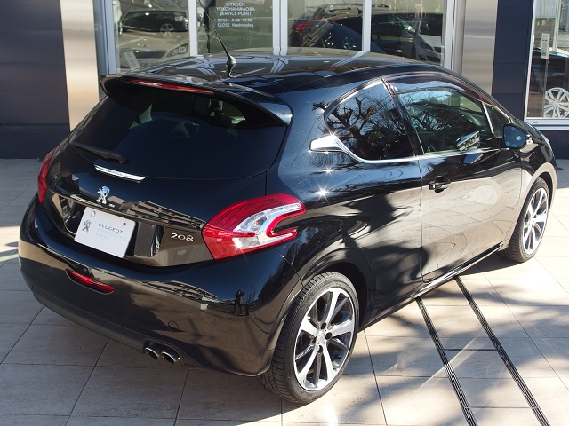 認定中古車入荷情報