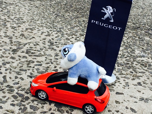 プジョーが疾走!!