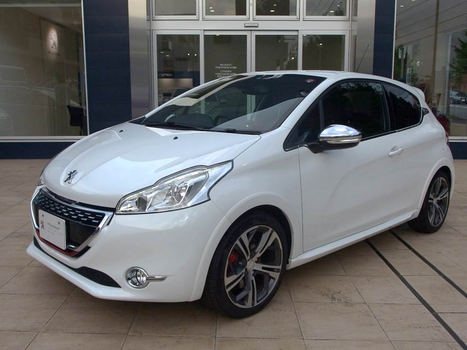 認定中古車情報～ホットハッチ　“  ＧＴ ｉ ”～
