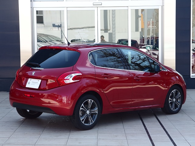 認定中古車入荷情報