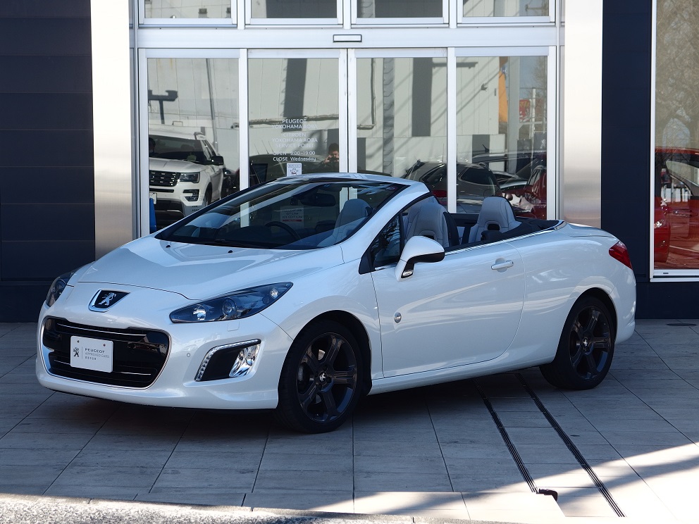 認定中古車入荷のお知らせ　～ローランギャロス～