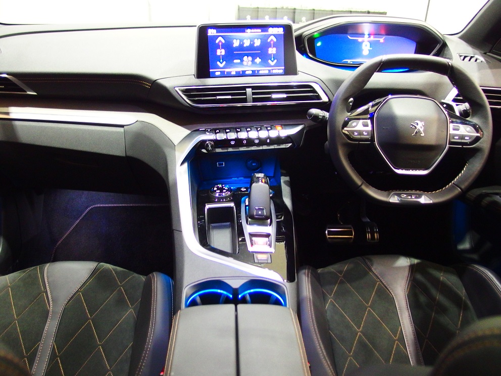 新型３００８　先行展示会！ご来場ありがとうございました。