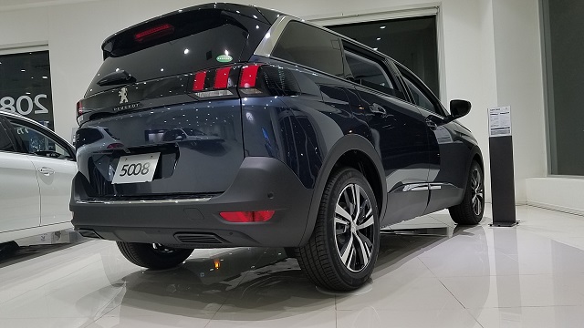 NEW5008ショールームへ^^