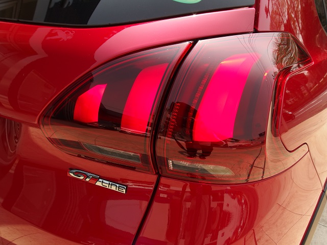 " Peugeot 2008 GT Line 6AT F/L RHD "