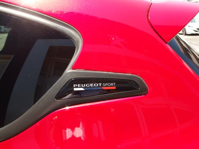 " Peugeot 208 GTi by Peugeot Sport 6MT LHD "