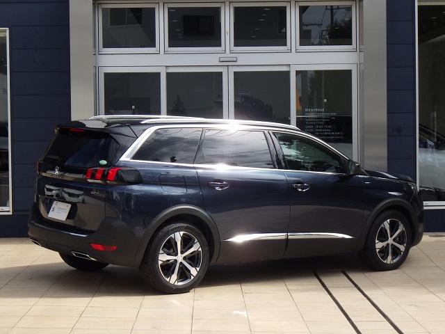 " Peugeot 5008 GT BlueHDi FCP. 8AT "