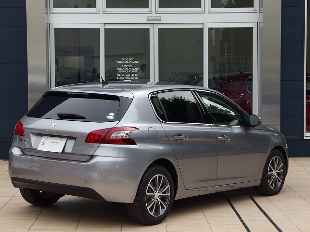 " Peugeot 308 Allure 6AT "