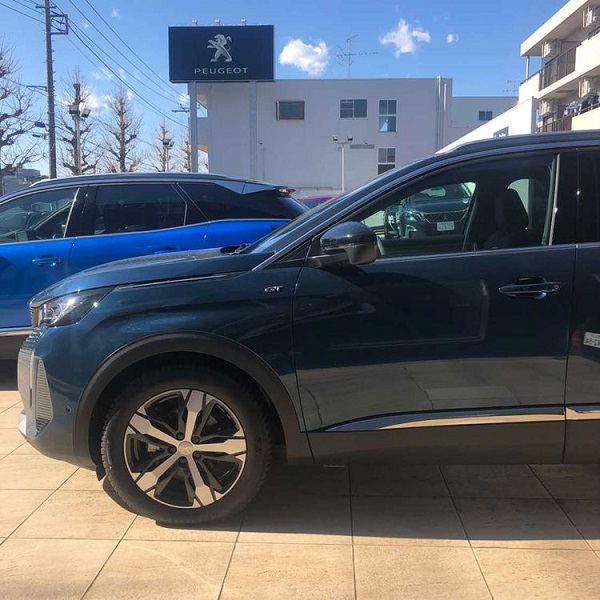 新しい試乗車のご紹介🚗５００８GT　　