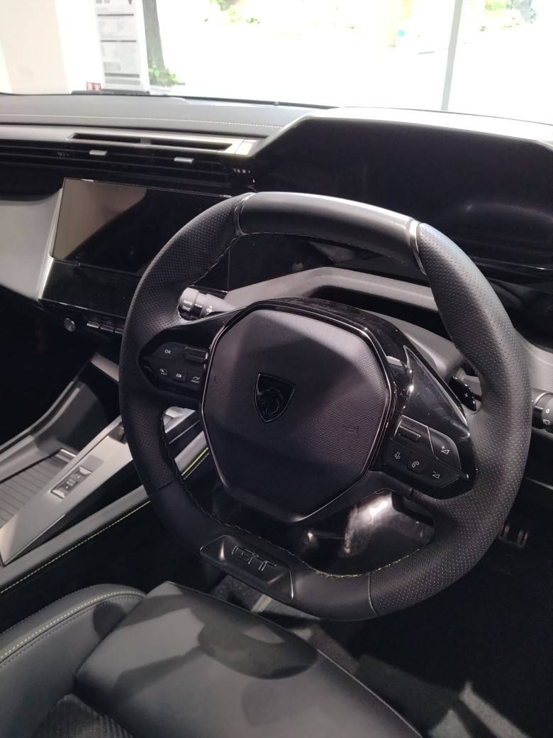 🦁認定中古車のご紹介🦁