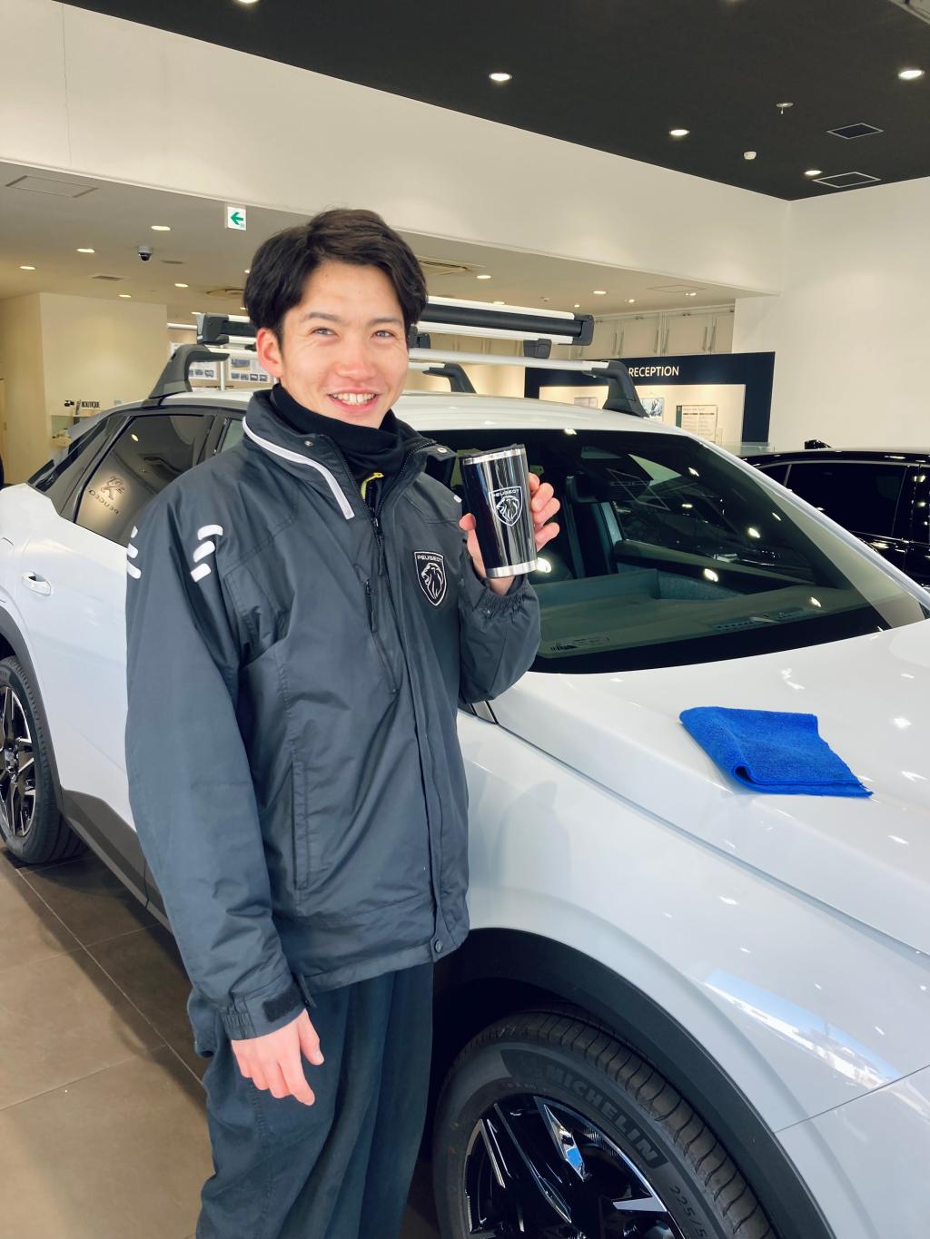 【特別仕様車】3008 GT HYBRID Black Edition デビュー