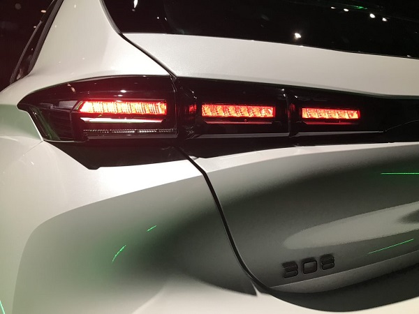 🌟NEW 308 情報③🌟テールライト💡