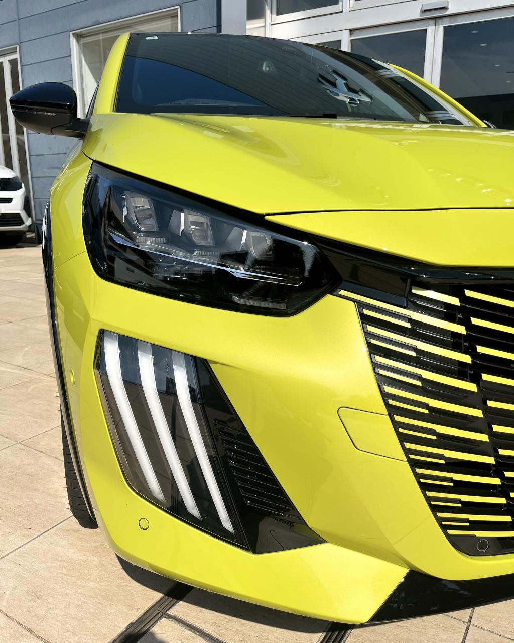 ご試乗車のご紹介🌟プジョーNEW208GT 💛アゲダ・イエロー🚘